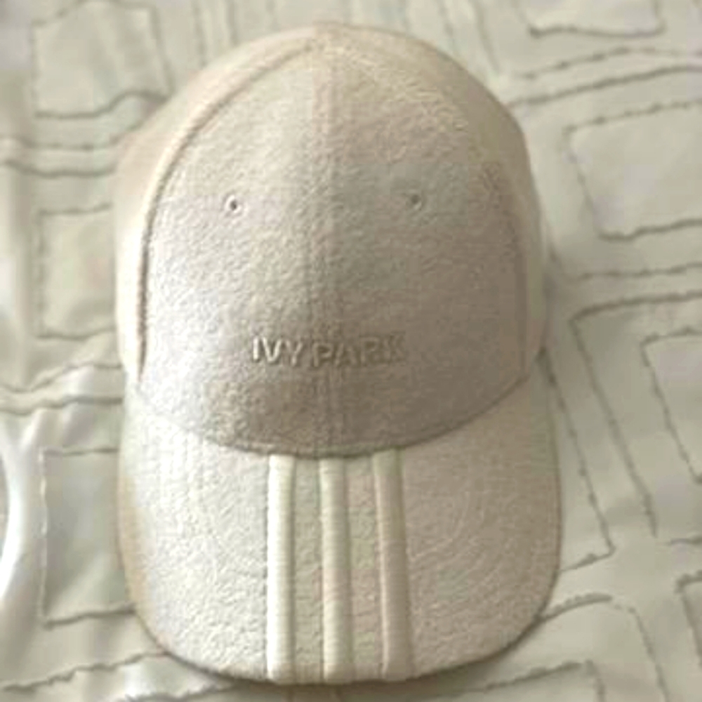 Ivy Park hat